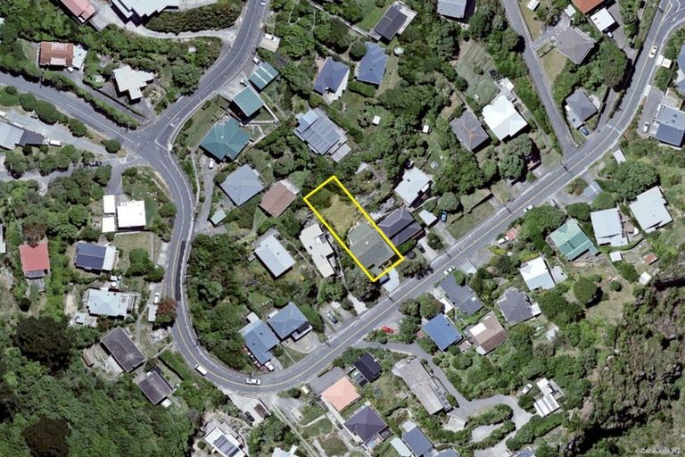 Photo of property in 20 Hungerford Road, Lyall Bay, Wellington, 6022