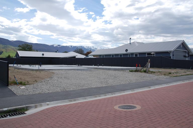 Photo of property in 4 Hortons Way, Cromwell, 9310