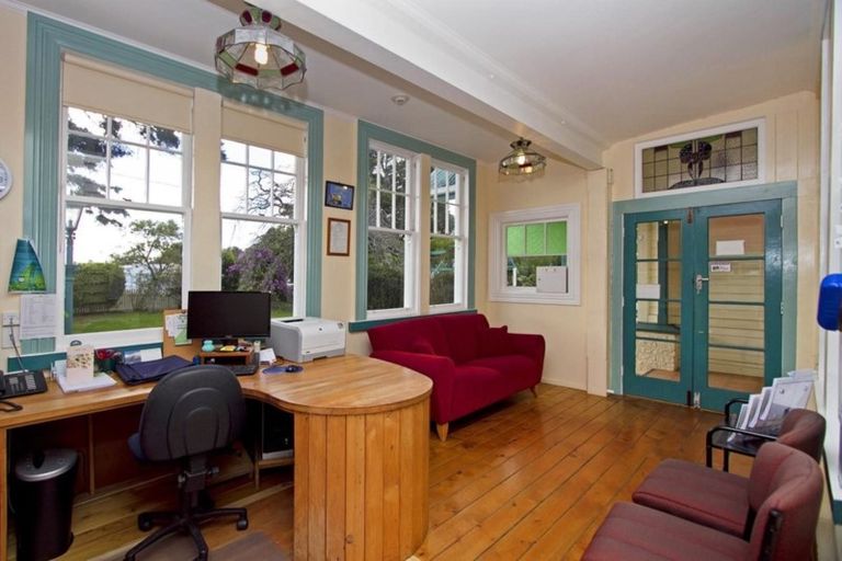 Photo of property in 6 Princes Street, Hawera, 4610