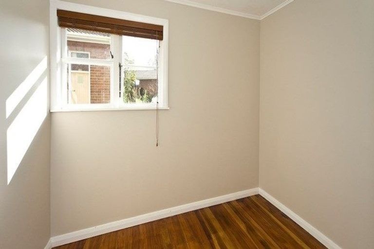 Photo of property in 5 Kopi Place, Massey, Auckland, 0614