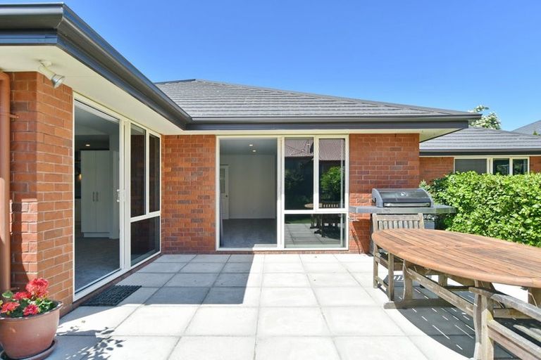 Photo of property in 42 Woodhurst Drive, Casebrook, Christchurch, 8051