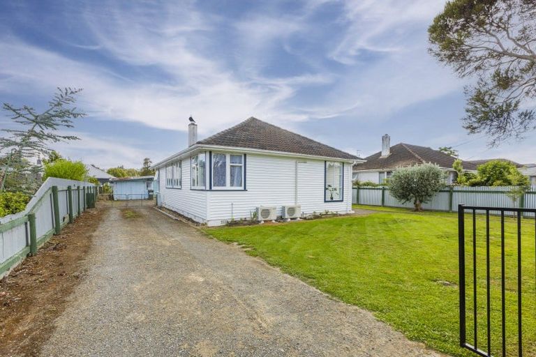 Photo of property in 32 Bibby Street, Waipawa, 4210