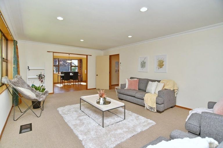 Photo of property in 2 Rex Place, Rangiora, 7400