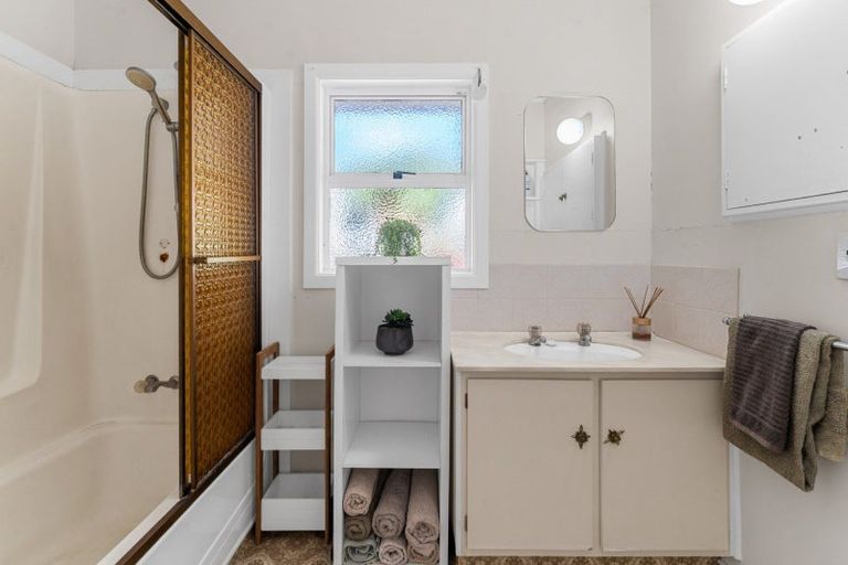 Photo of property in 41 Seaview Road, Otumoetai, Tauranga, 3110