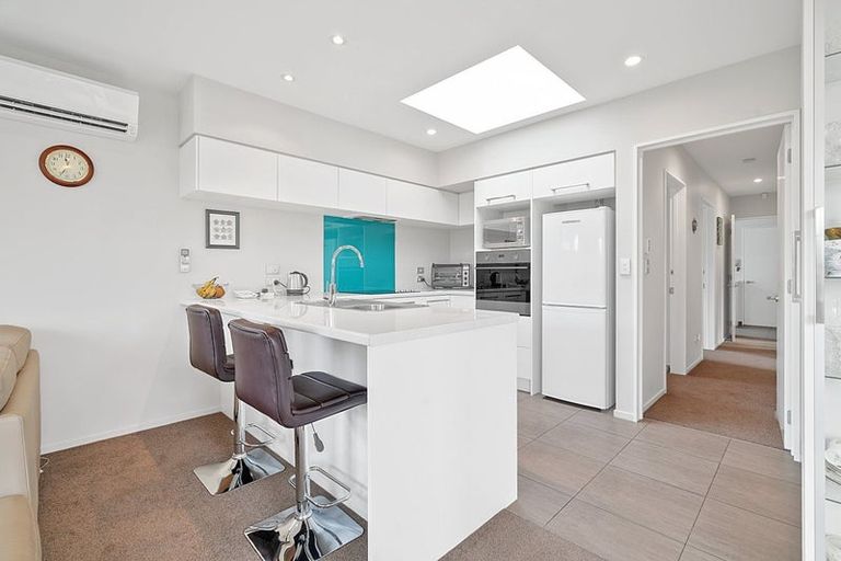 Photo of property in 52 Sioux Avenue, Wigram, Christchurch, 8042