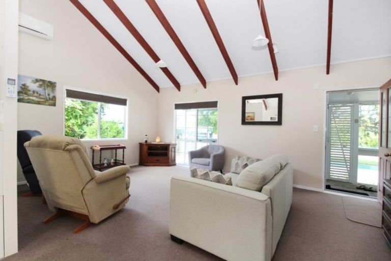 Photo of property in 121 Pukepapa Road, Marton, 4710
