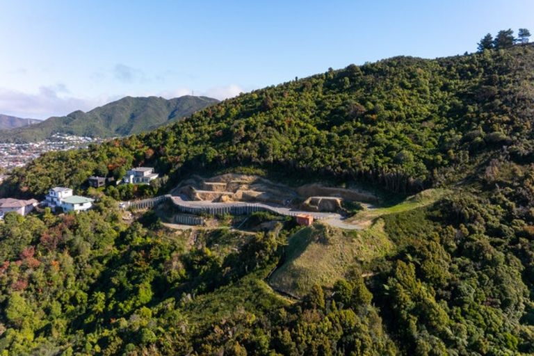 Photo of property in 29 Alanbrooke Place, Karori, Wellington, 6012