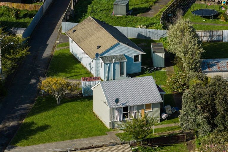 Photo of property in 2a Macky Street, Taita, Lower Hutt, 5011
