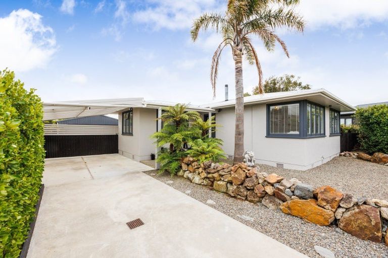 Photo of property in 6 Stafford Place, Awapuni, Palmerston North, 4412