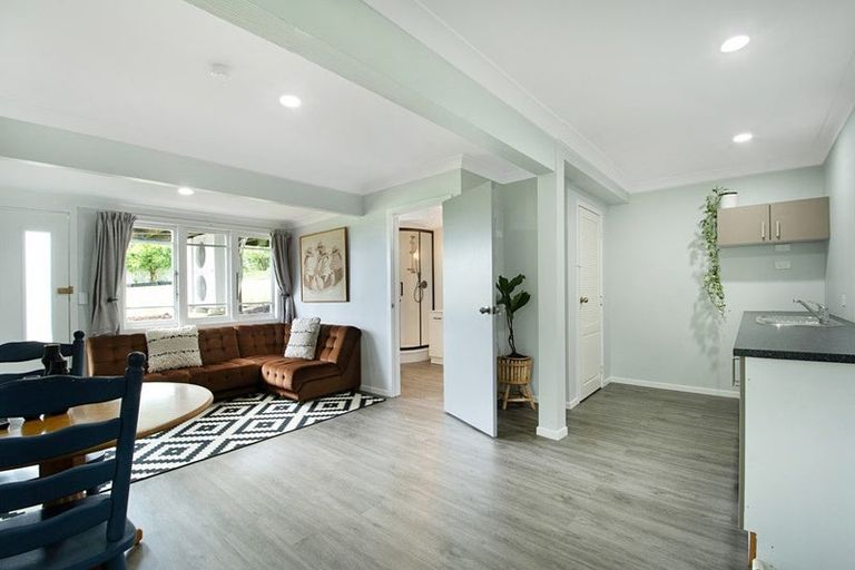 Photo of property in 12 Mildon Road, Waitakere, Auckland, 0782