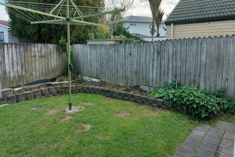 Photo of property in 51 Kona Crescent, Henderson, Auckland, 0610