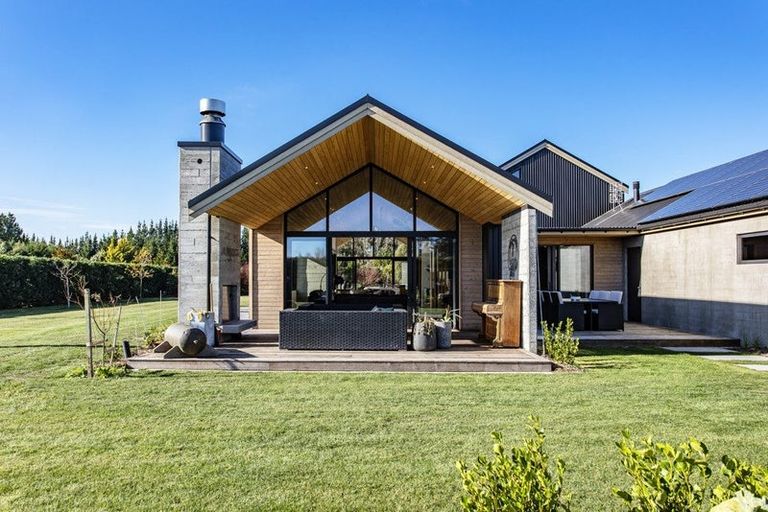 Photo of property in 112 Birchs Road, Prebbleton, 7674