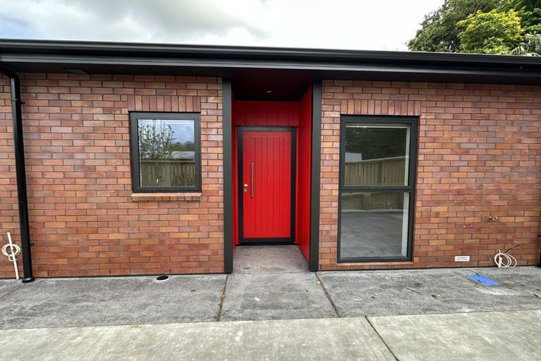 Photo of property in 28 York Street, Levin, 5510