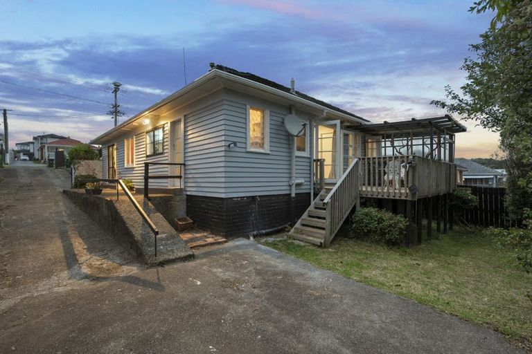 Photo of property in 91 Hutchinson Avenue, New Lynn, Auckland, 0600