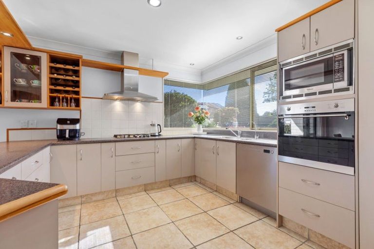 Photo of property in 37 Wakefield Drive, Bethlehem, Tauranga, 3110