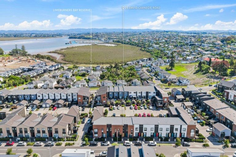 Photo of property in 25 David Carnegie Road, Hobsonville, Auckland, 0616