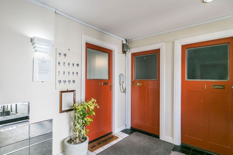 Photo of property in 24u3 Elizabeth Street, Mount Victoria, Wellington, 6011