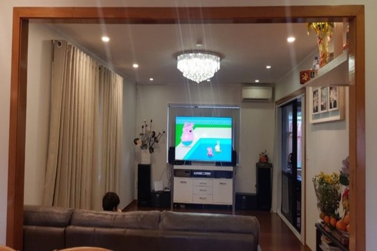 Photo of property in 1/5 Esperanto Road, Papatoetoe, Auckland, 2025