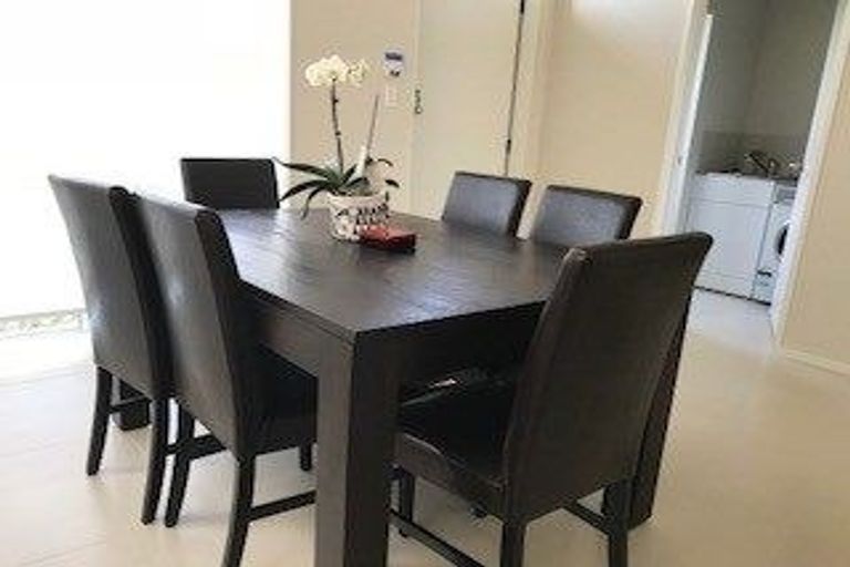 Photo of property in 104 Flat Bush School Road, Flat Bush, Auckland, 2019