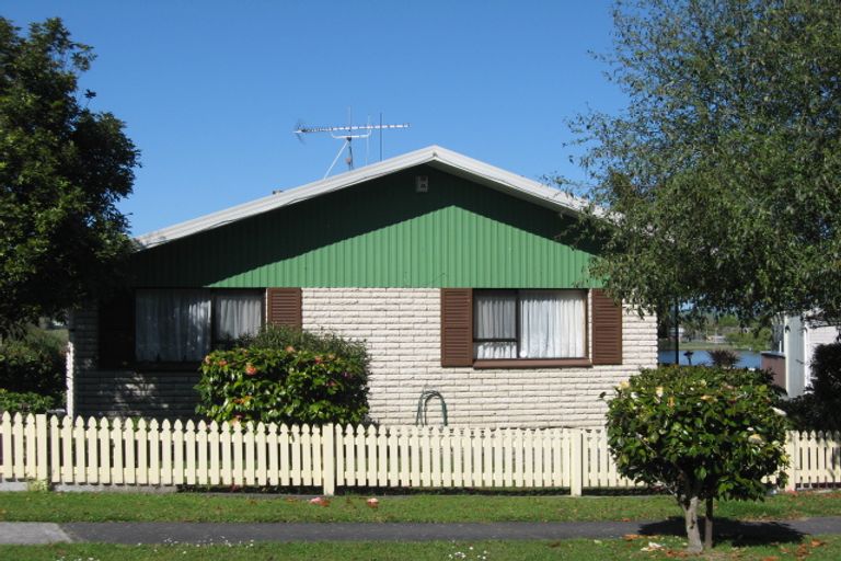 Photo of property in 24 Lakeview Terrace, Huntly, 3700