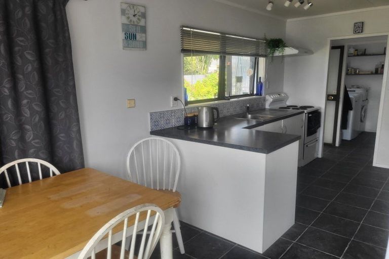 Photo of property in 48 Spencer Avenue, Maketu, 3189