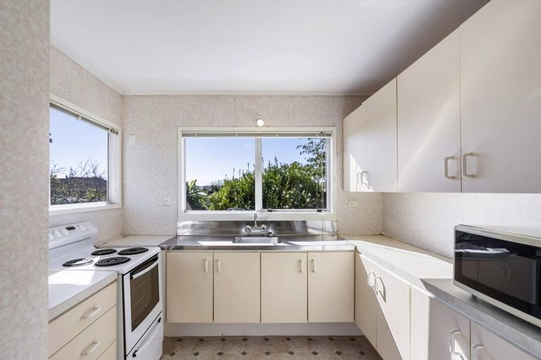 Photo of property in 16/16 Willerton Avenue, New Lynn, Auckland, 0600