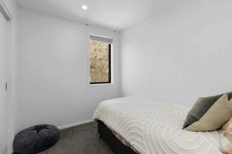 Photo of property in 17 Holystone Road, Whitby, Porirua, 5024