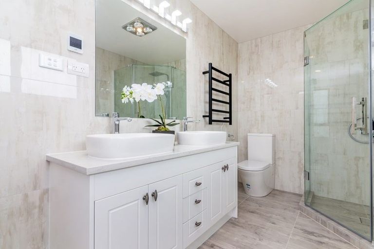 Photo of property in 20 Fong Road, Flat Bush, Auckland, 2019