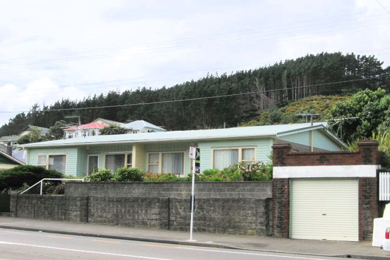 Photo of property in 21f6 Dee Street, Island Bay, Wellington, 6022