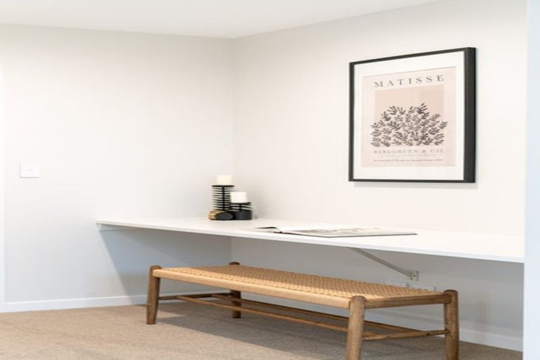 Photo of property in 24 Halo Green, Peacocke, 3206