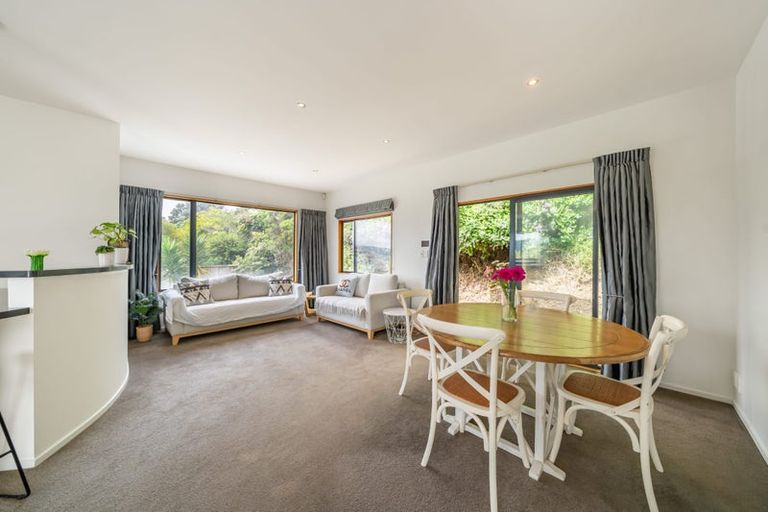 Photo of property in 8a Kiriwai Road, Paremata, Porirua, 5024