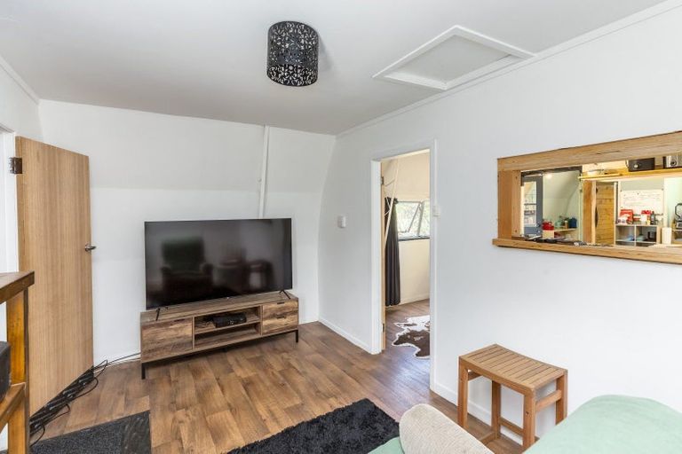 Photo of property in 451 Tora Farm Settlement Road, Tora, Martinborough, 5782