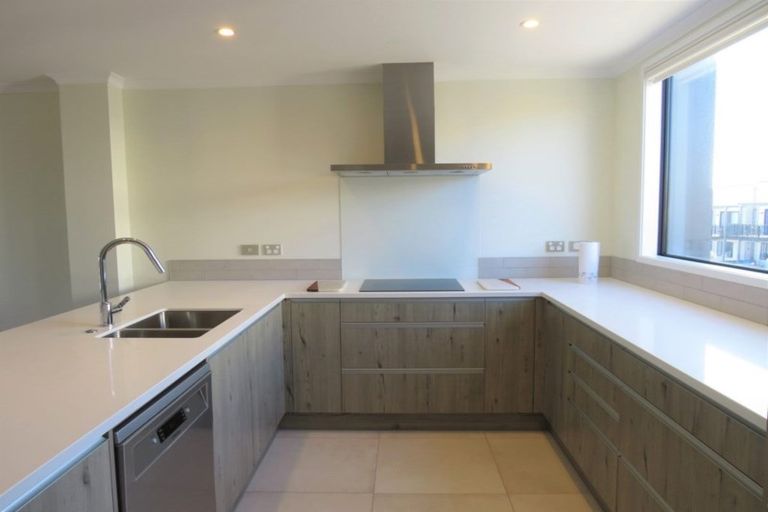 Photo of property in 465 Hobsonville Road, Hobsonville, Auckland, 0616