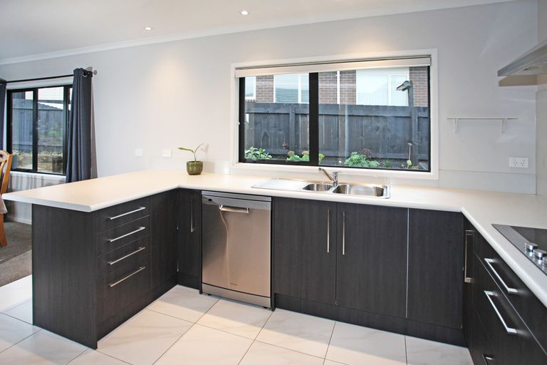 Photo of property in 24 Moira Drive, Tuakau, 2121
