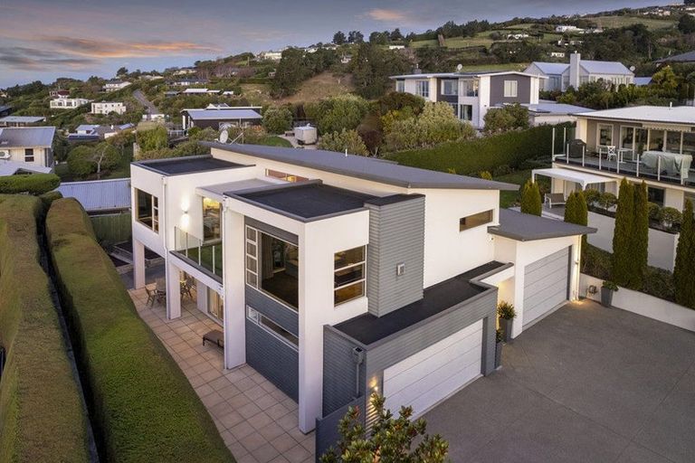 Photo of property in 241 Mount Pleasant Road, Mount Pleasant, Christchurch, 8081