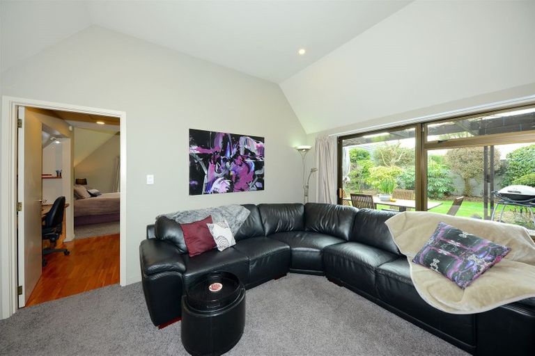 Photo of property in 38a Merrin Street, Avonhead, Christchurch, 8042