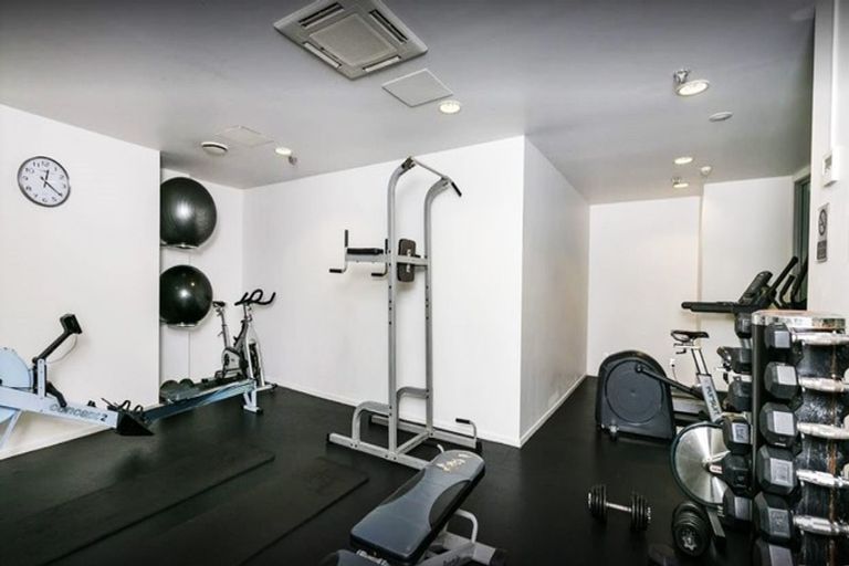 Photo of property in Soho Apartments, 709/74 Taranaki Street, Te Aro, Wellington, 6011