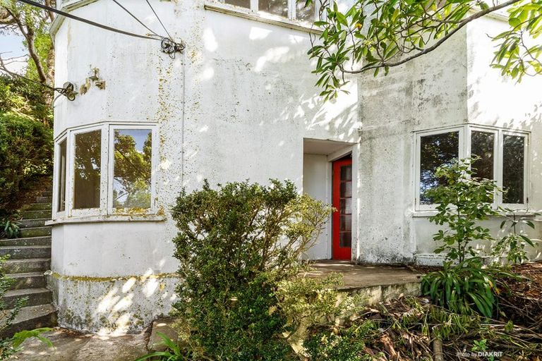 Photo of property in 94 Mortimer Terrace, Brooklyn, Wellington, 6021