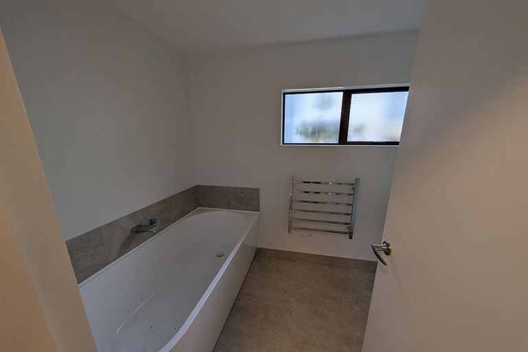 Photo of property in 1/40 Phillip Street, Johnsonville, Wellington, 6037