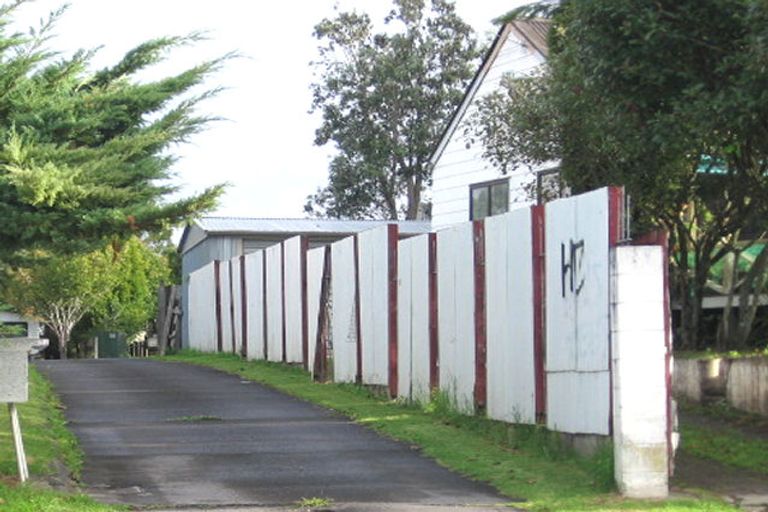 Photo of property in 84 Glen Road, Ranui, Auckland, 0612