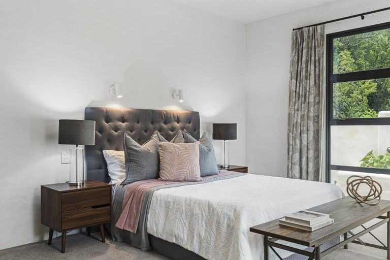 Photo of property in 186e Heta Road, Highlands Park, New Plymouth, 4312