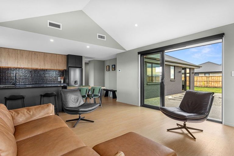 Photo of property in 50b Greig Crescent, Amberley, 7481