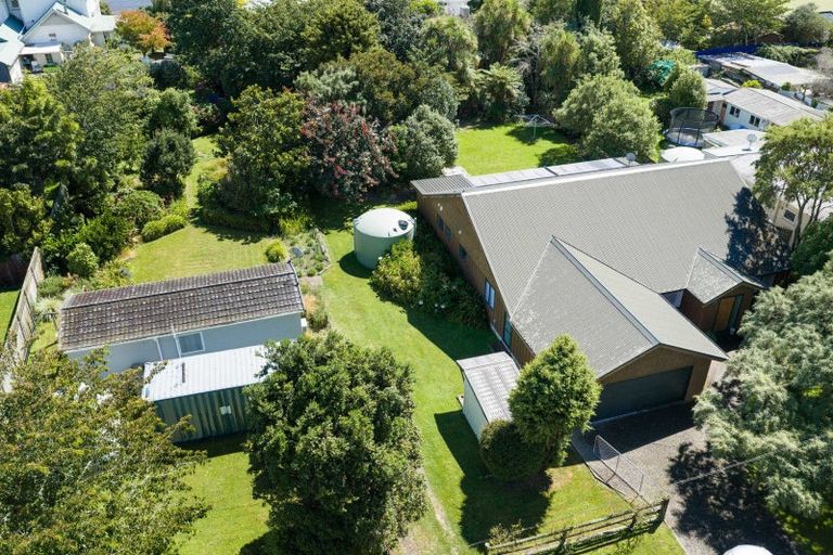 Photo of property in 10 Wi Pere Street, Manakau, Levin, 5573