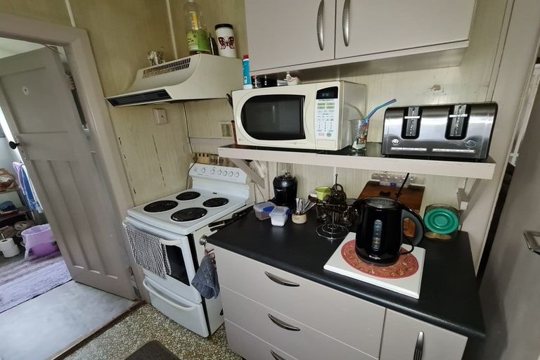 Photo of property in 80 Romilly Street, Westport, 7825