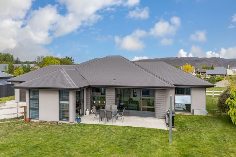 Photo of property in 68 Larch Crescent, Alexandra, 9320