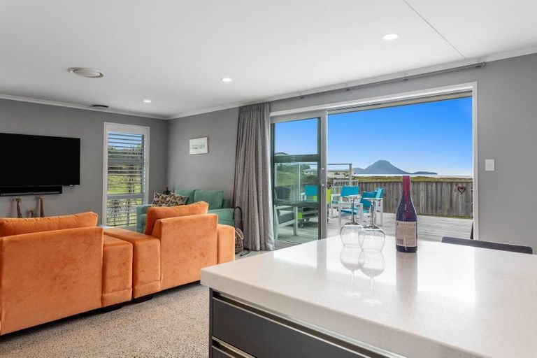 Photo of property in 12 Acacia Avenue, Coastlands, Whakatane, 3120