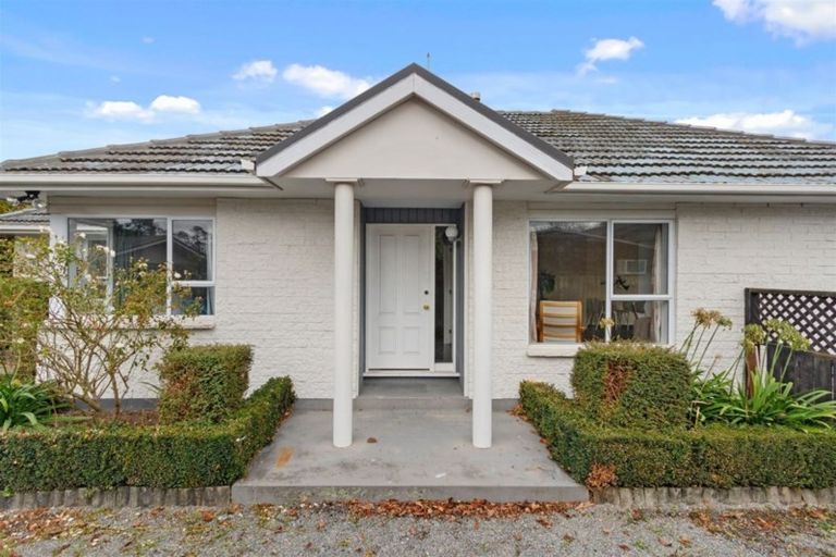 Photo of property in 46 Steadman Road, Broomfield, Christchurch, 8042