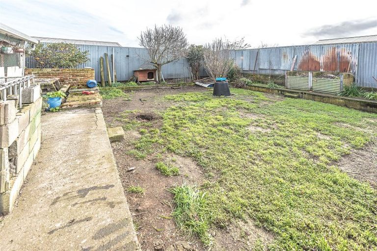 Photo of property in 87 Manuka Street, Castlecliff, Whanganui, 4501