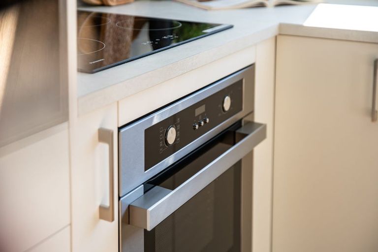 Photo of property in 86 Ara Paiwhenua, Tawa, Wellington, 5028