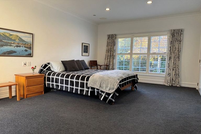 Photo of property in 1 Maple Lane, Waikanae, 5036